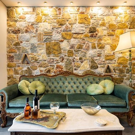Queen'S Stone Legend, Royal Living By Acropolis Athen Exterior foto